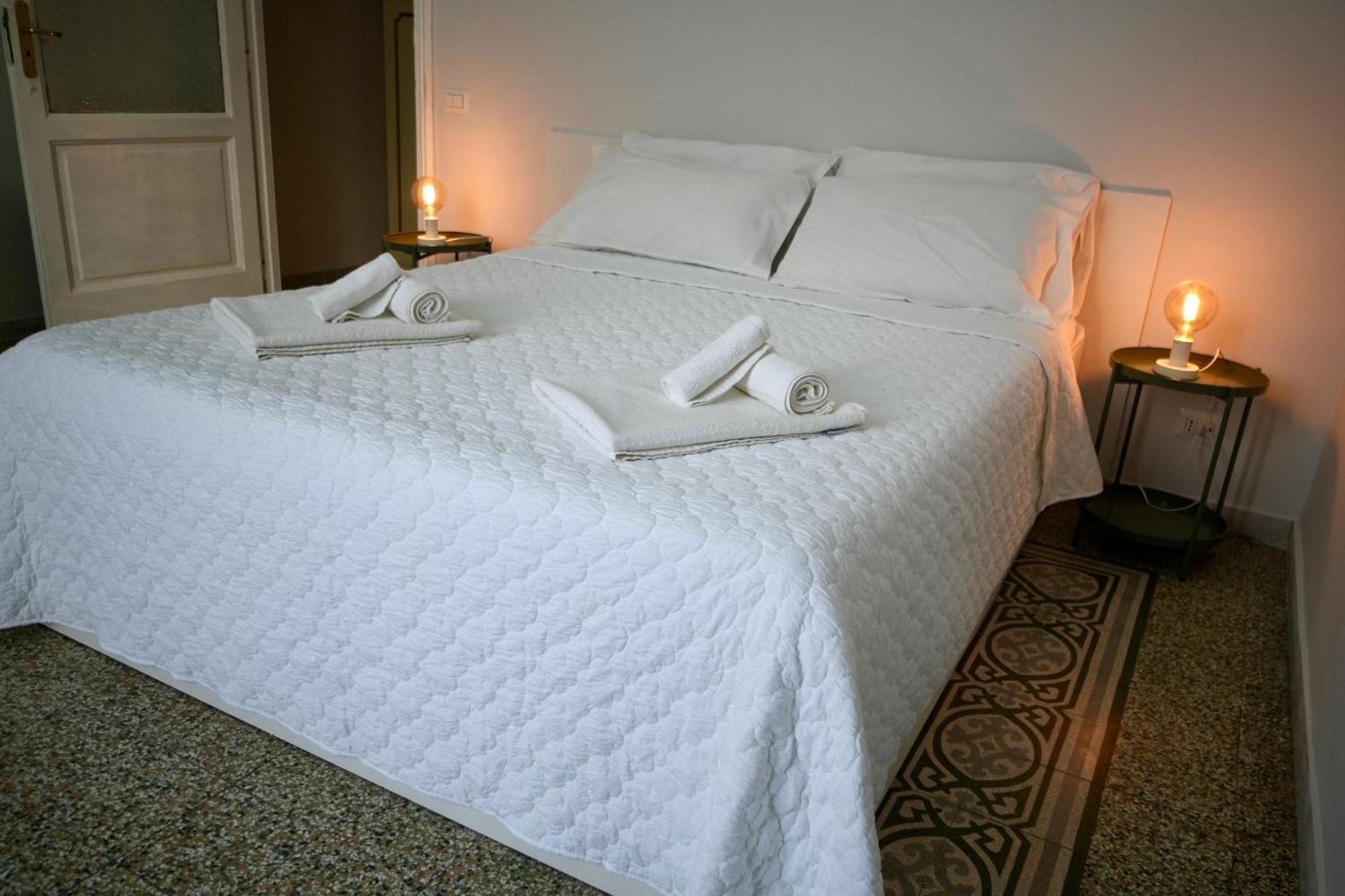 Residenza Vecchia Napoli 60 Apartment Ngoại thất bức ảnh